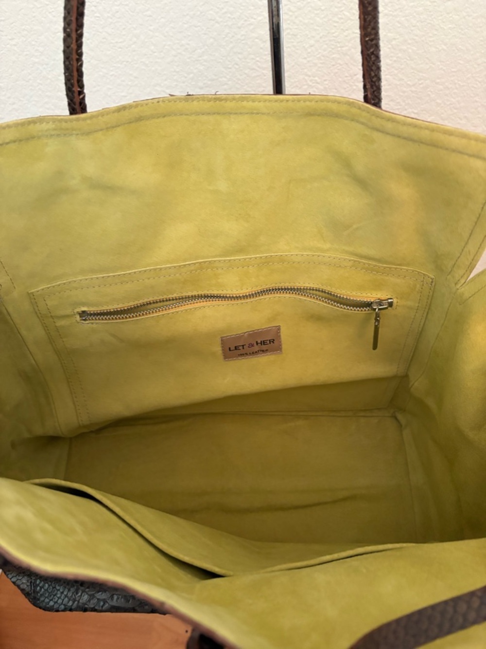 Brown 100% Leather Tote Bag with Top Handles - Picture 4 of 5
